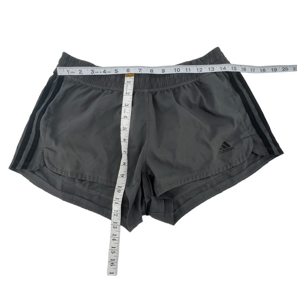 adidas Gray Dri Fit Athletic Shorts Size Medium Women’s - Picture 4 of 5
